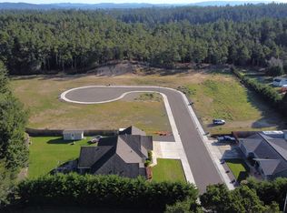 1085 Park Ave, Coos Bay, OR 97420