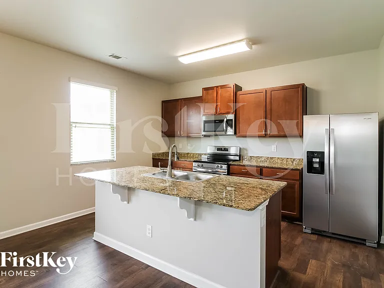 5519 Luther Ct — Photo 5