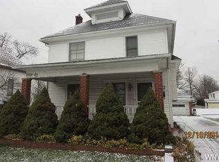 28 John St, Akron, NY 14001
