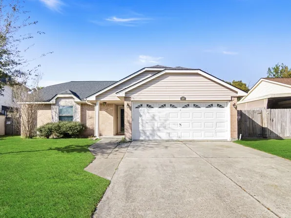 1209 Wildwood Dr, Deer Park, TX 77536