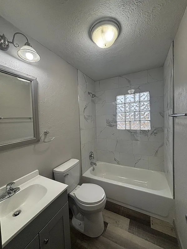 2 bed, 1.0 bath, 772 sqft, $895 — Photo 4