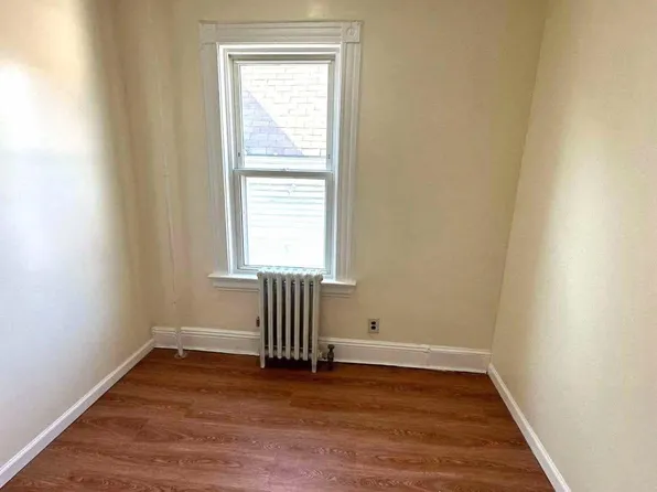 103-39 118th Street image 4 of 8