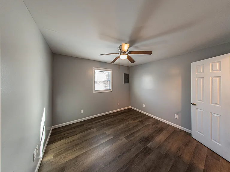 120 Lake Dr #3 — Photo 26