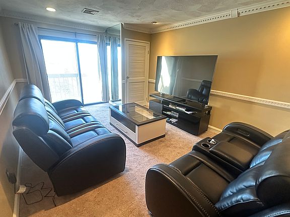 5th image of 677 Quincy Shore Dr APT 202