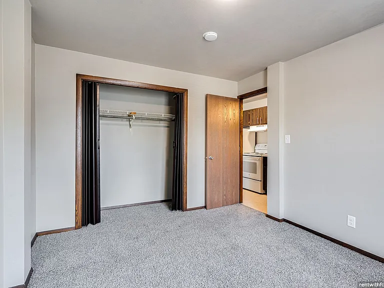 518 Isabella St #524 — Photo 6