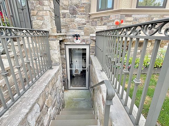2nd image of 50 Stafford Ave #1