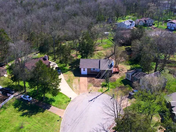 120 Cedarcroft Ct, Antioch, TN 37013