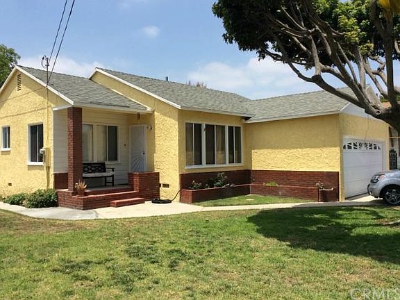2nd image of 10901 Garza Ave