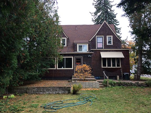 3rd image of 1036 Pine St