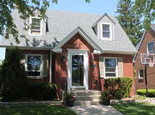7320 W Farwell Ave, Chicago, IL