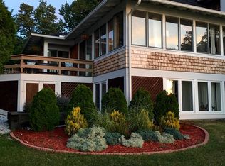 121 Wood Cliff Dr, Plattsburgh, NY 12901
