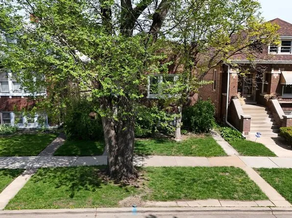 2331 Harvey Ave, Berwyn, IL 60402