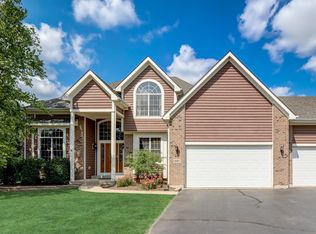 1807 Ballina Ln, McHenry, IL 60050