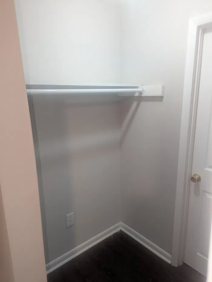 1844 Augusta Dr — Photo 3