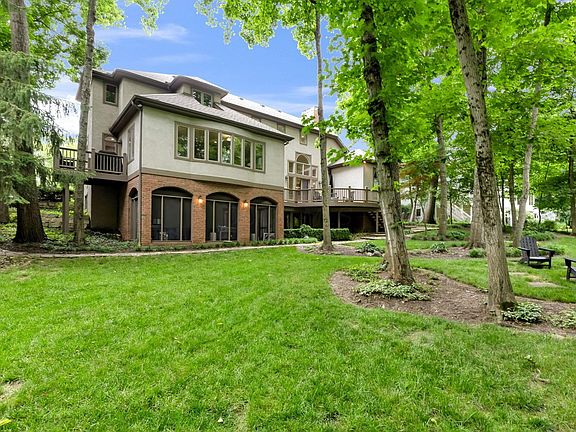 4th image of 10518 Cardigan Ridge Pl