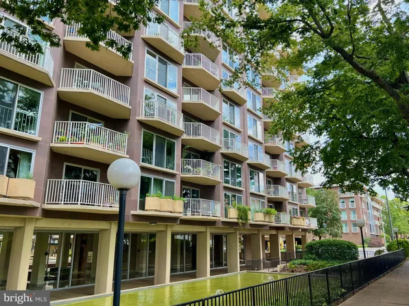 530 N St SW #S-809, Washington, DC 20024