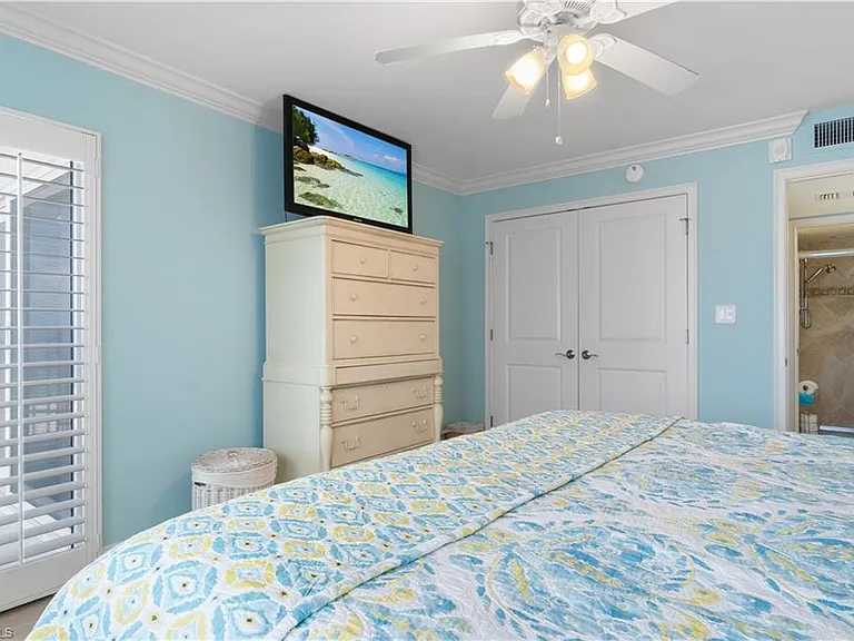 3443 Gulf Shore Blvd N #303 — Photo 9