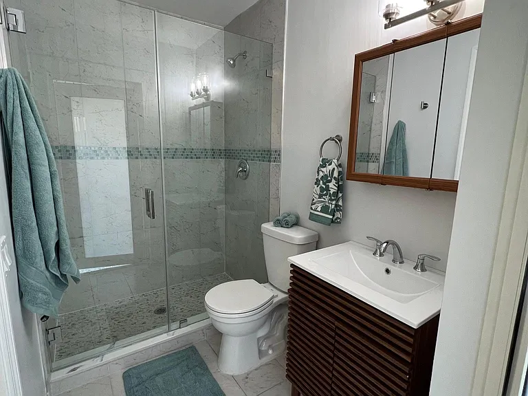 7781 Sheridan St — Photo 29