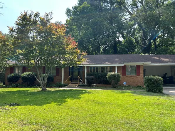 22 Oakhurst Dr, Natchez, MS 39120