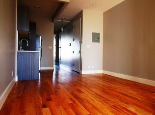 389 Onderdonk Ave, Flushing, NY 11385