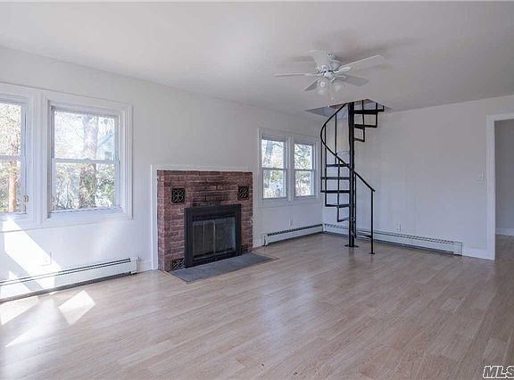3rd image of 15 Prospect Ave