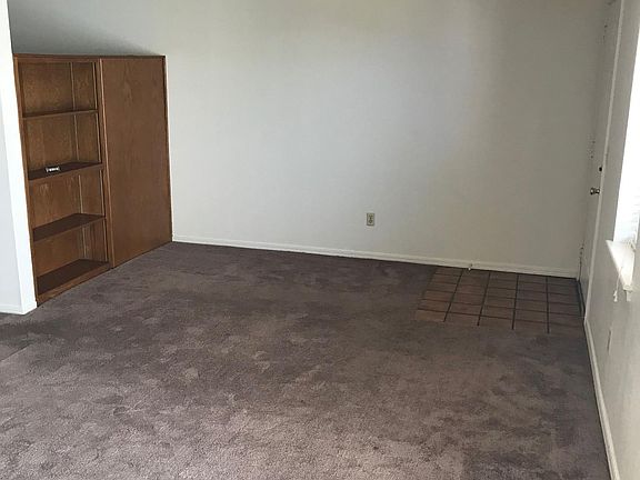 4th image of 1932 E Lindsey St APT 206