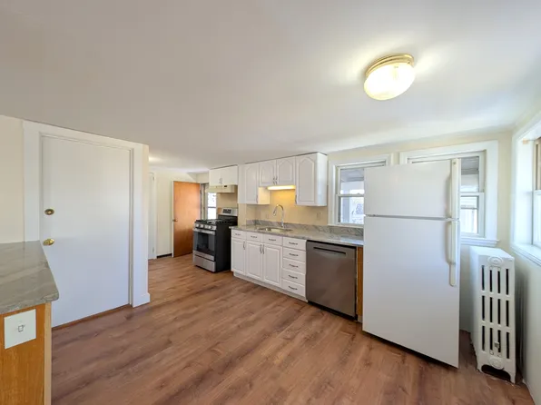 31 Cherry St #2, Somerville, MA 02144