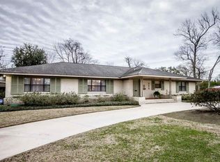 255 E Caldwood Dr, Beaumont, TX 77707