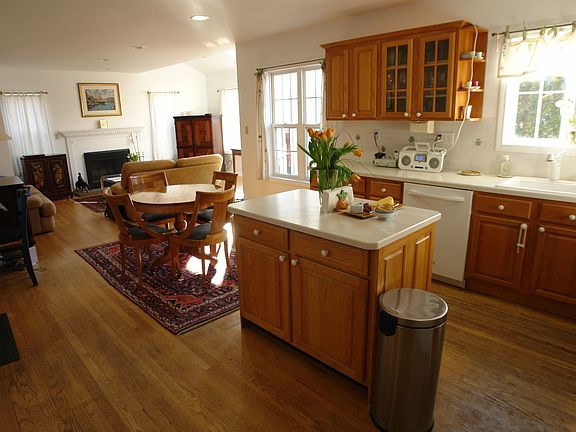 Kitchen to Living room