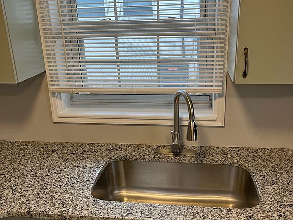 30" Stainless Steel Sink