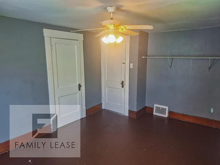 1100 Sherman Ave — Photo 16