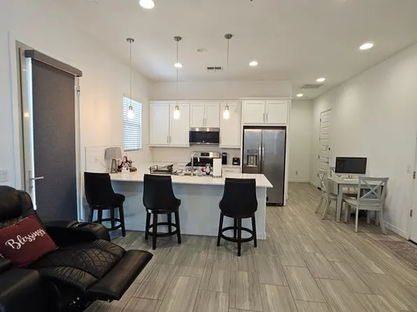 9415 S 39th Dr, Laveen, AZ 85339