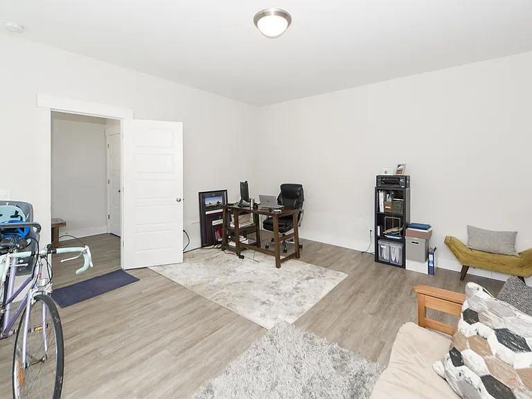 1665 Indy Dr — Photo 7