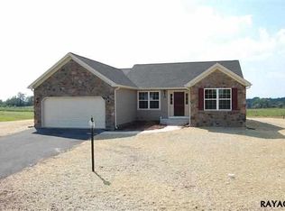 241 Hemlock Dr, Hanover, PA 17331