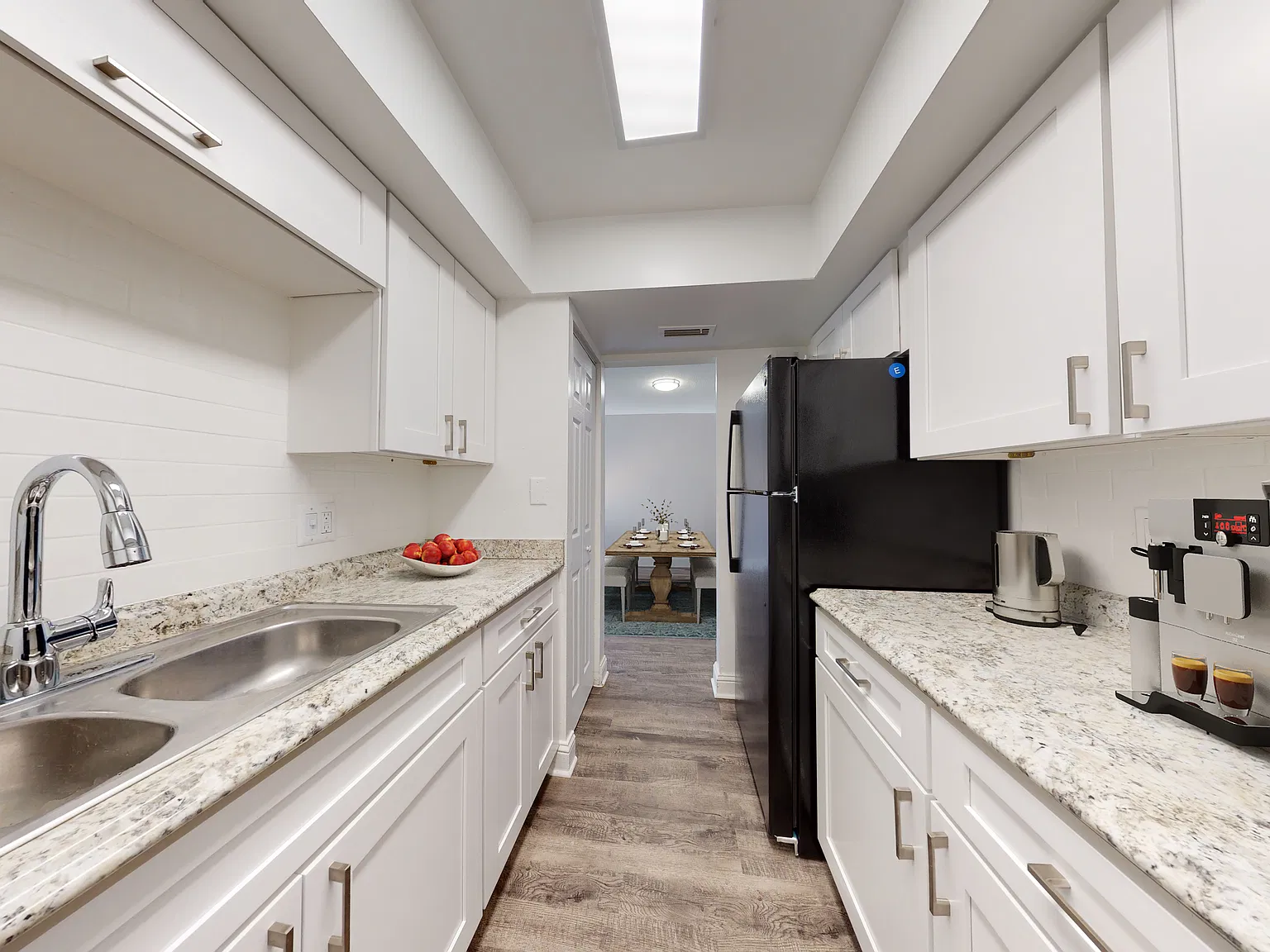 Rosala West Apartments — Photo 2