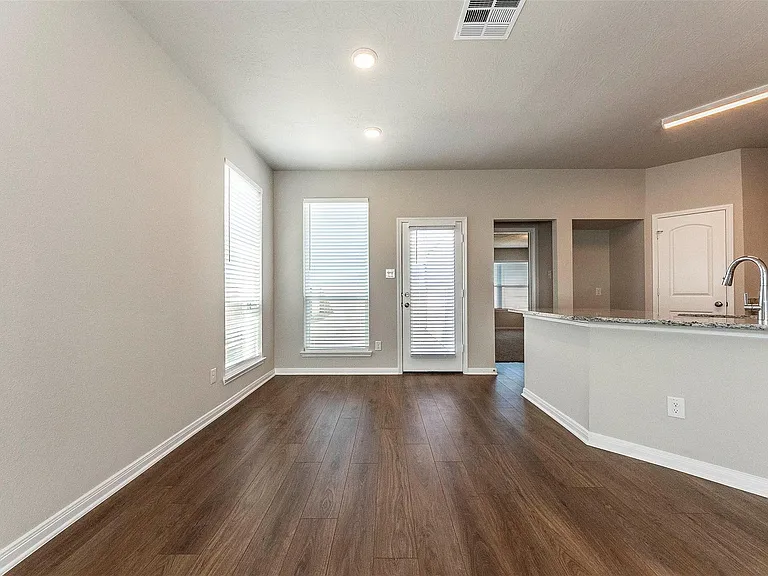 8220 N Tourmaline Way — Photo 11
