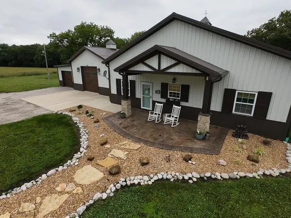 4006 NW County Road 11001, Amoret, MO 64722