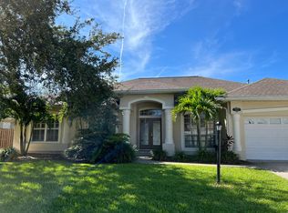 3221 Windsor Estates Dr, Melbourne, FL 32940