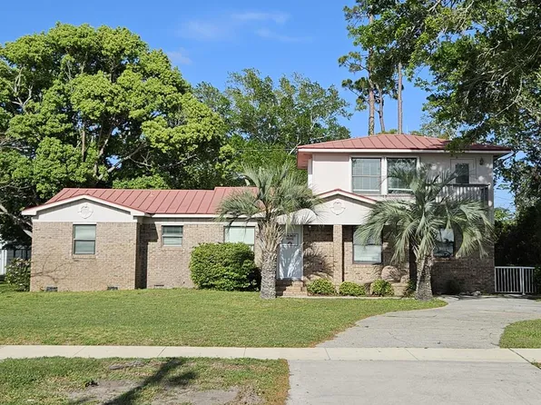 1007 Monument Ave, Port Saint Joe, FL 32456