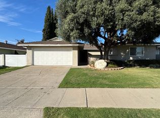 1435 E Chestnut Ave, Orange, CA 92867