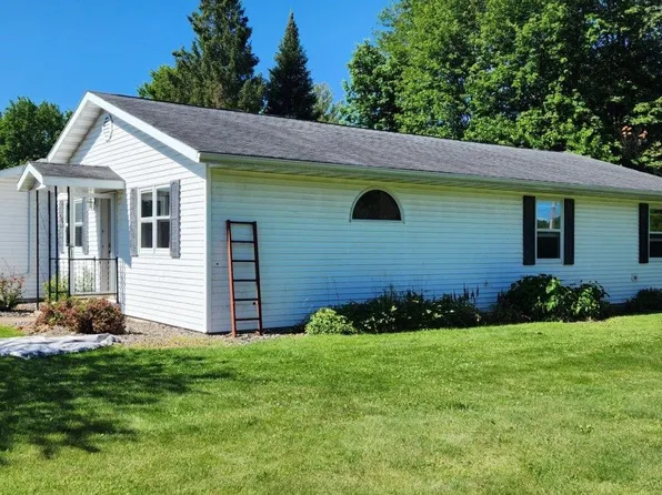 569 Jackson St, Medford, WI 54451