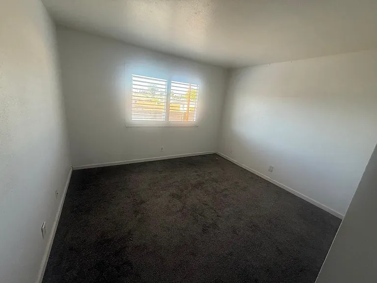 2221 Chrysler Dr #2221 — Photo 7