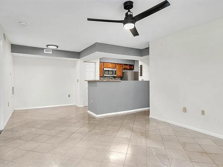 3032 Parkway Blvd #201 — Photo 6