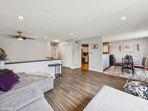 5th image of 3953 Sandpiper Dr Unit 3953