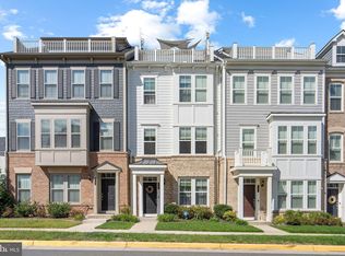 17372 Redshank Rd, Dumfries, VA 22026