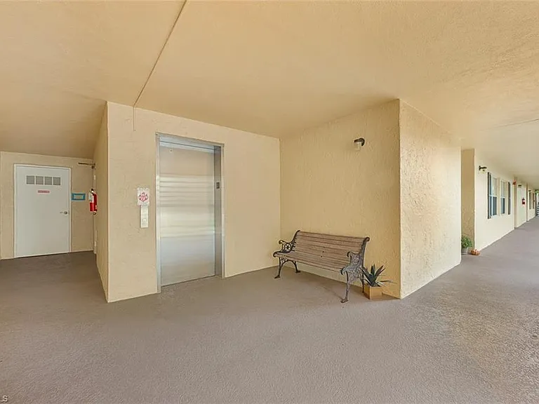 1083 Forest Lakes Dr #207 — Photo 4