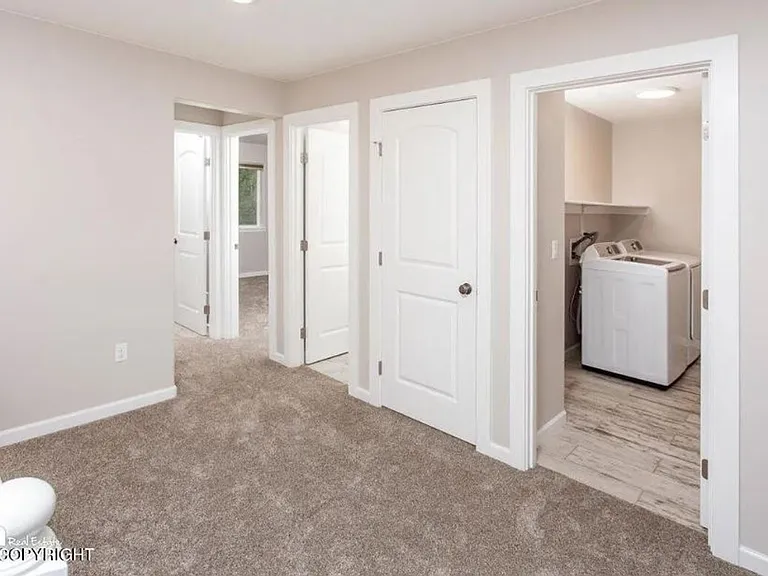 4750 W Kaylee River Cir — Photo 37