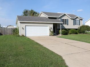 9557 Northwind Dr, Zeeland, MI 49464