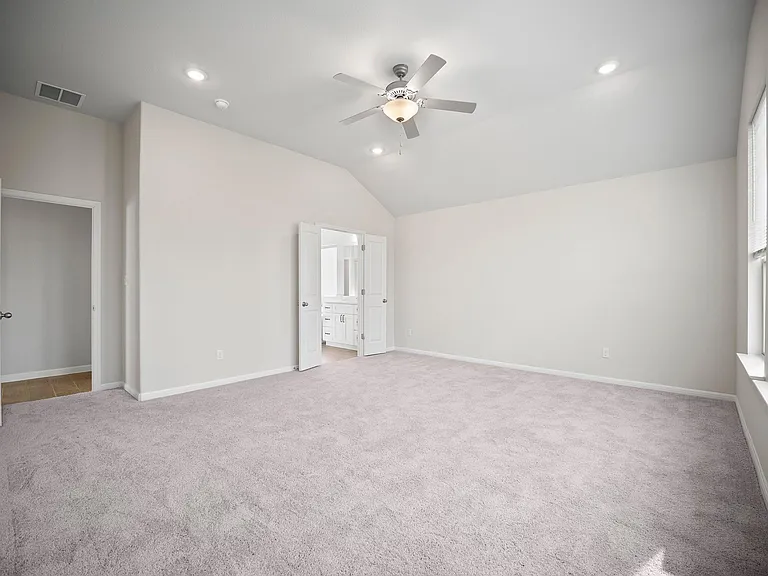 136 Caterpillar Ln — Photo 8