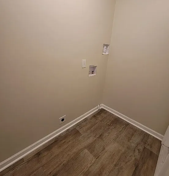 320 Amhurst Ave — Photo 5